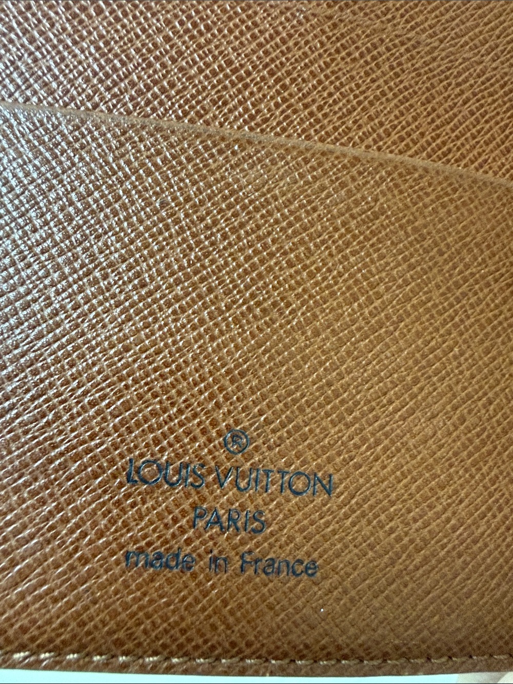 Louis Vuitton Monogram Canvas Agenda Cover in Brown and Gold - Picture 4 of 4
